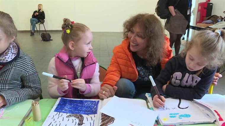 In Nice, Ukrainian children take French lessons and find a smile