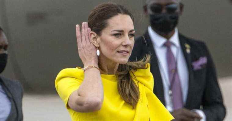 Kate Middleton snubbed in Jamaica: a Miss World totally ignores her…