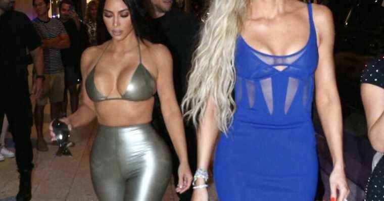 Kim Kardashian: Chest in sight, her sister Khloe Kardashian very thin