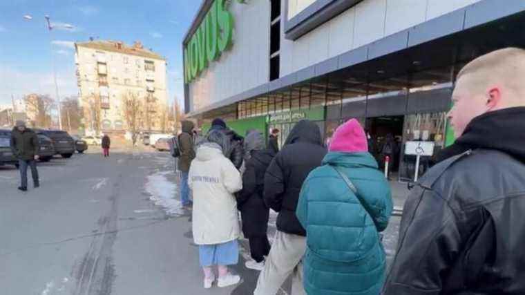 Kyiv residents try to lead a semblance of normal life