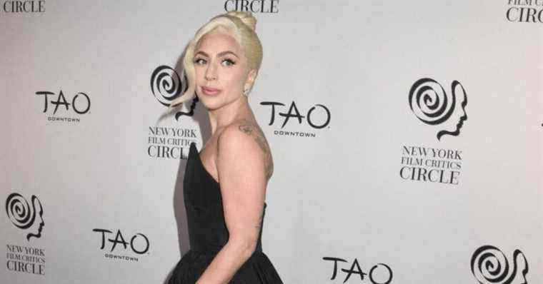 Lady Gaga: Sacred under the eyes of her mother, the sublime Cynthia Germanotta