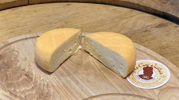 Le Curé Nantais, a raw cow’s milk cheese created in the 19th century