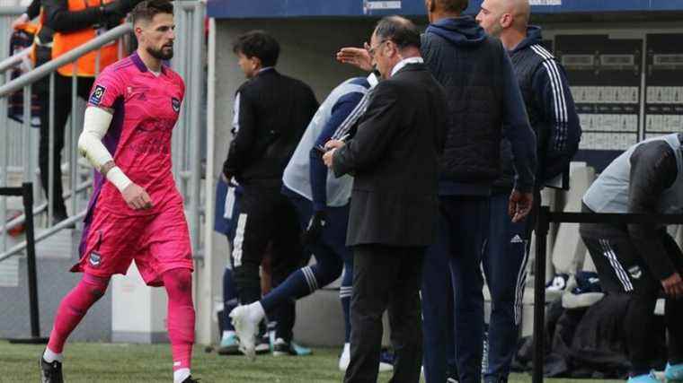 Ligue 1 – Girondins de Bordeaux: the locker room supports Benoit Costil