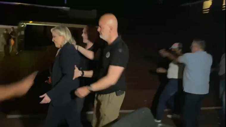 Marine Le Pen taken to task in Guadeloupe, she and her team file a complaint