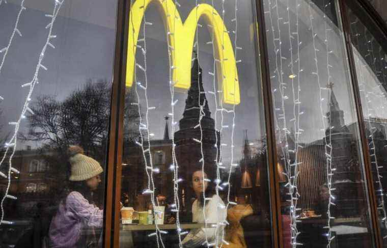 McDonald’s temporarily closes all 850 restaurants in Russia