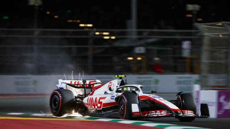 Mick Schumacher withdraws after his violent exit from the track in qualifying