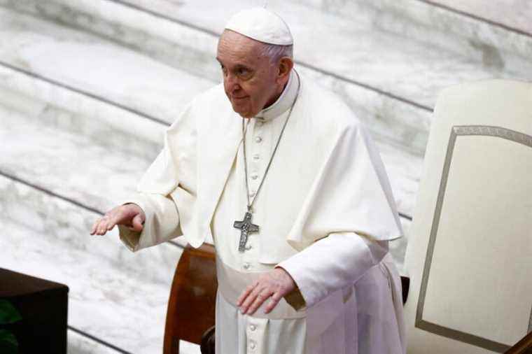 Native Canadians prepare to meet the Pope