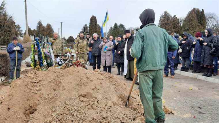 “Our sons will not leave a piece of our land to the enemy”