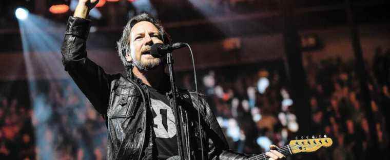 Pearl Jam at the Videotron Center on September 1