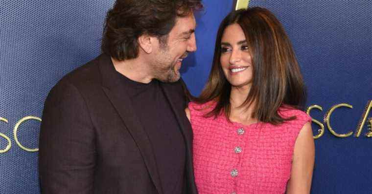 Penélope Cruz and Javier Bardem: Tender looks and pop mini-dress, the couple ready for the Oscars