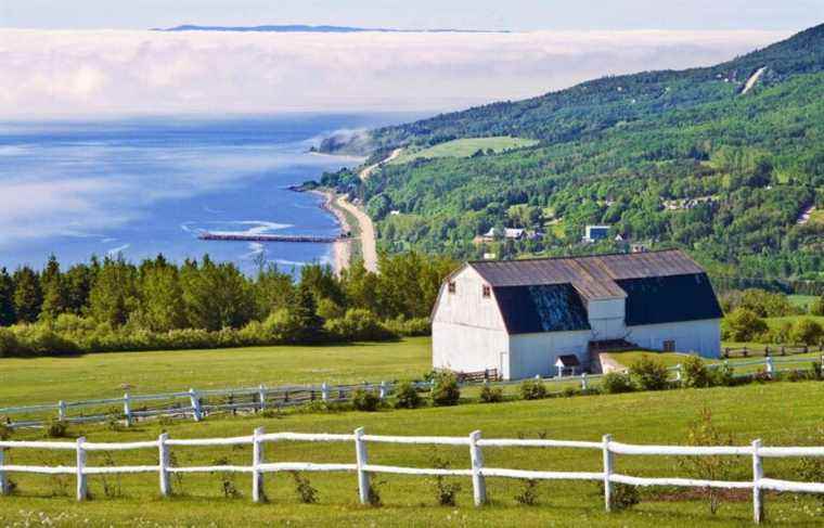 Plan your summer vacation in Quebec and Canada