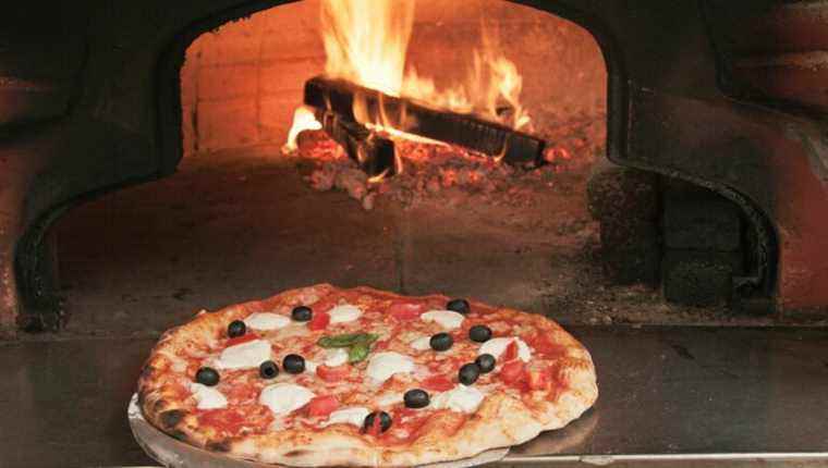 Pôle Emploi is recruiting a pizza cook (M/F)