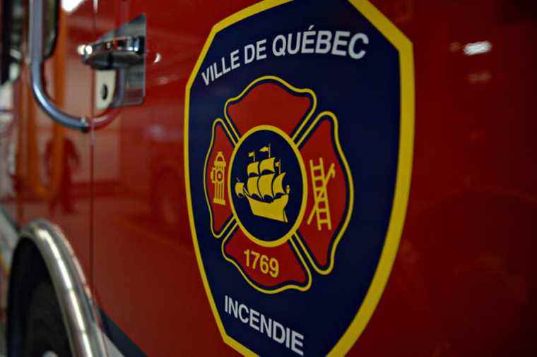 Quebec |  A 6-unit building destroyed by fire Tuesday evening in Limoilou