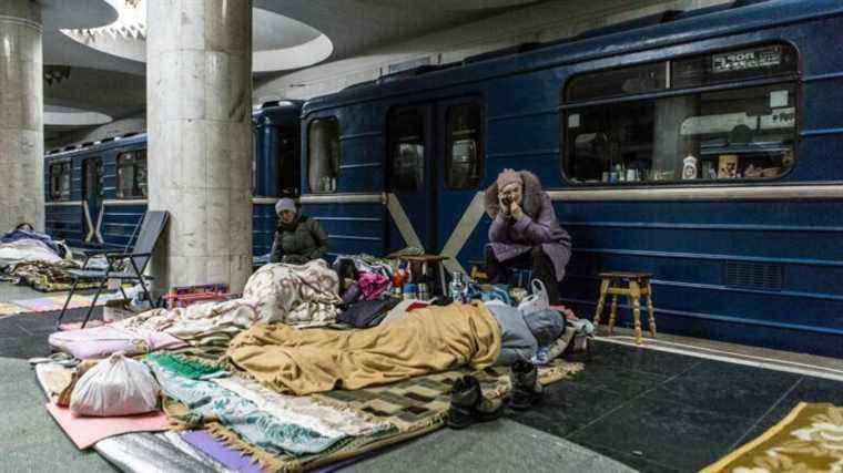 REPORT.  “We don’t really have a choice if we want to save our lives”: 24 hours in the Kharkiv metro under the bombs