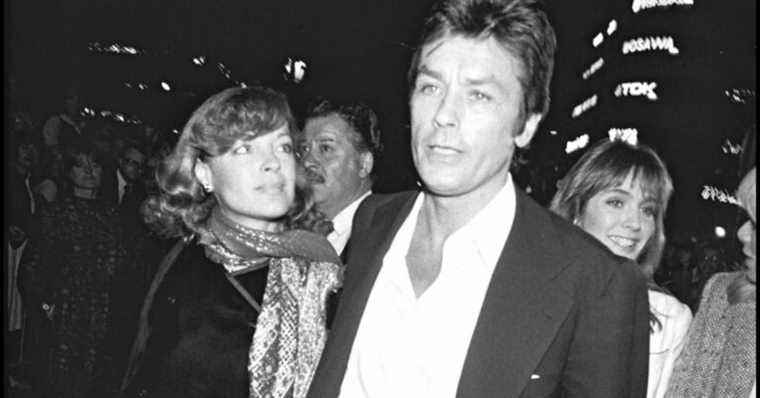 Romy Schneider left by Alain Delon after their engagement: a violent and unexpected break