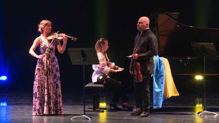 Russian and Ukrainian musicians give together a concert for peace at the Nice Opera