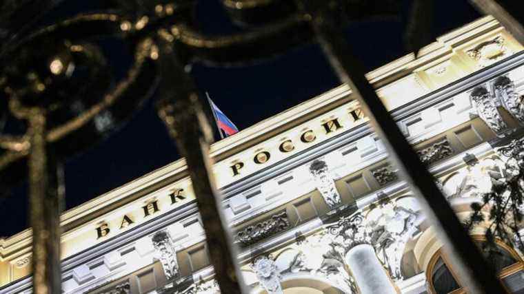 Russian central bank asks banks not to publish their financial statements after Western sanctions