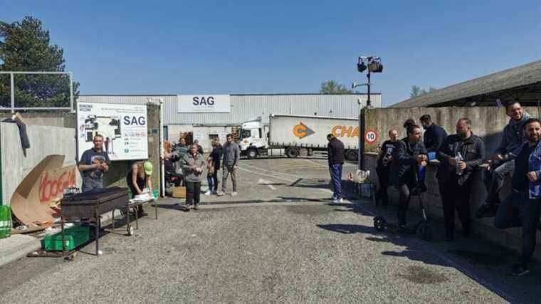 SAG France employees on indefinite strike facing the specter of a bankruptcy filing