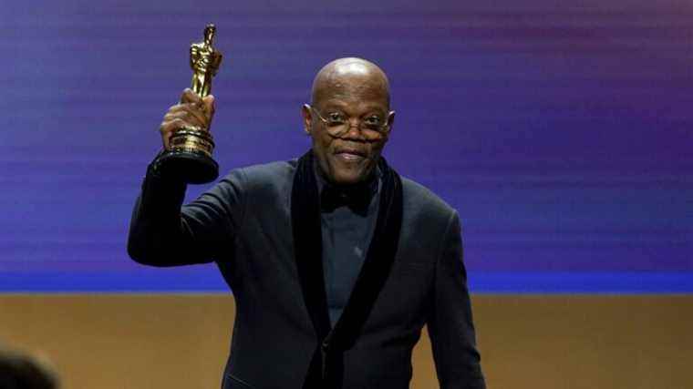 Samuel L. Jackson Receives Honorary Lifetime Achievement Oscar