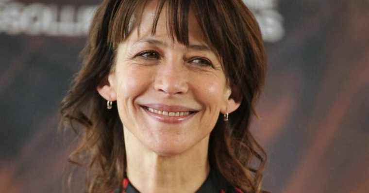 Sophie Marceau lives an “uncomplicated romance”: as a couple, she remains discreet about her companion