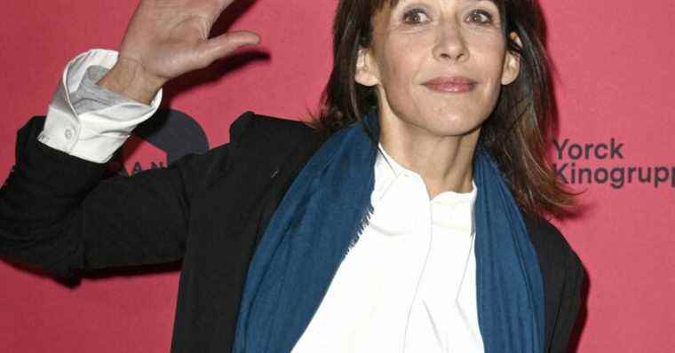 Sophie Marceau single and on dating sites?  “Anything can happen at 50…”