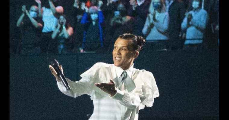 Stromae, “omnipresent dad”, evokes the first name of his 3-year-old son…