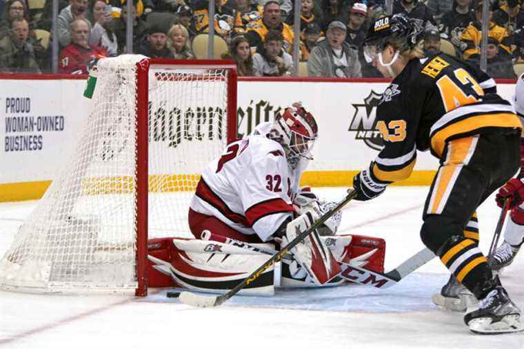 Sunday in the NHL |  Penguins beat Hurricanes 4-2