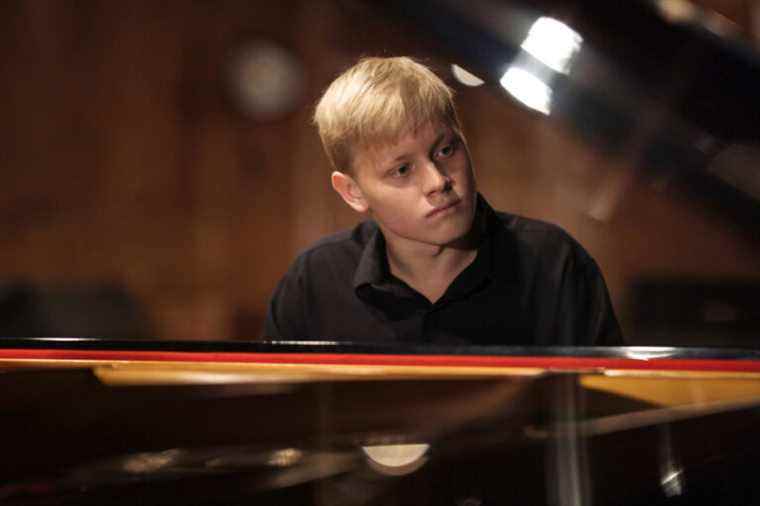 The OSM announces the withdrawal of Russian pianist Alexander Malofeev