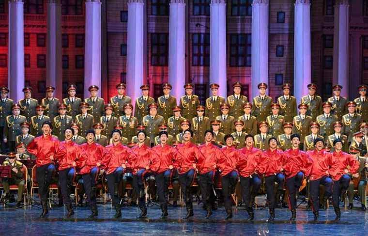 The Red Army Choir sang “Kalinka”