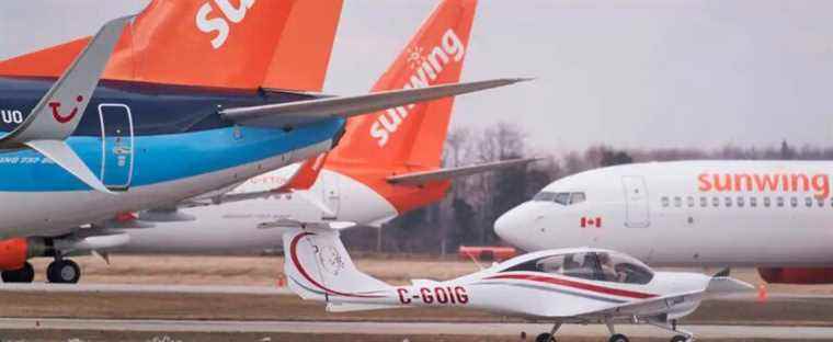 WestJet acquires Sunwing