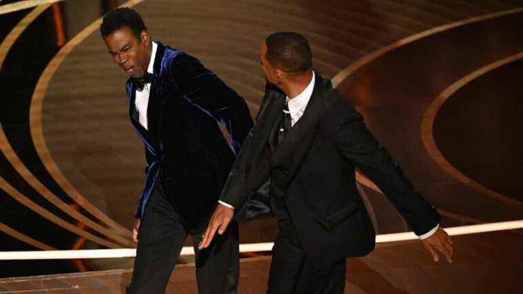 Will Smith apologizes after slapping Chris Rock at ceremony