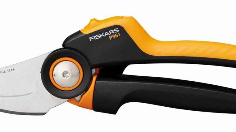 Win Fiskars secateurs by playing on France Bleu Gascogne