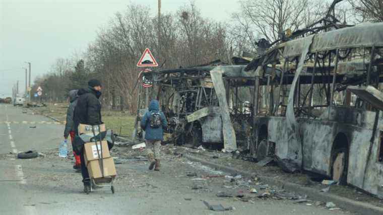 in Mariupol, a humanitarian corridor must be set up from 9 a.m. to evacuate civilians