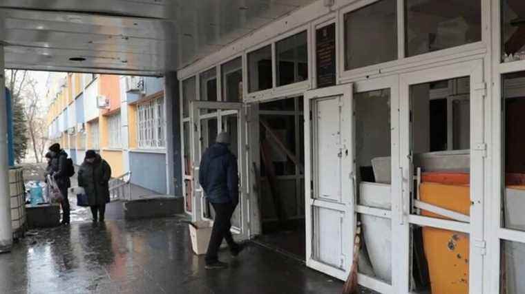 difficult care in damaged hospitals in Mariupol