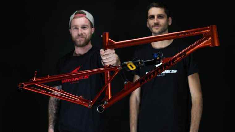 in Grabels, mountain bike frames made of steel, a resistant and environmentally friendly material