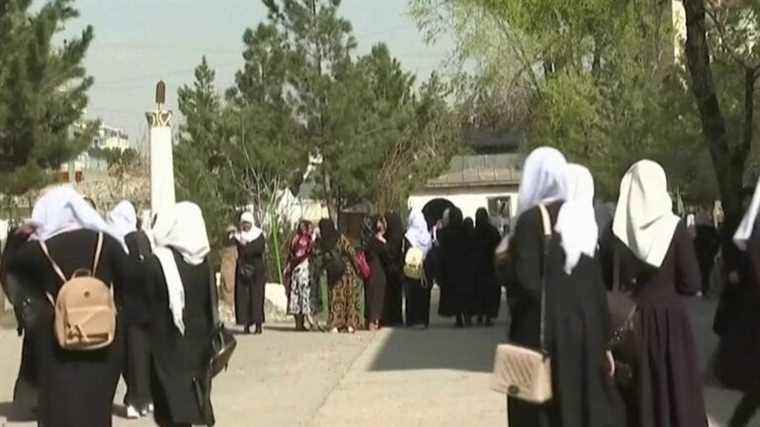 in the middle of the new school year, young Afghan women deprived of school