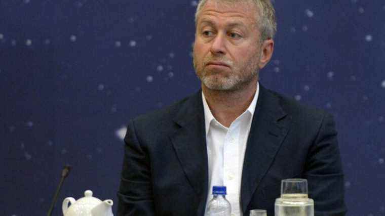 in withdrawal since the start of the war in Ukraine, the Russian Roman Abramovich announces the sale of Chelsea