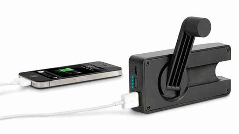 keeping your smartphone charged, a matter of survival