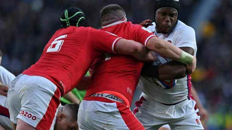 relive the narrow victory of the XV de la Rose in the Six Nations Tournament