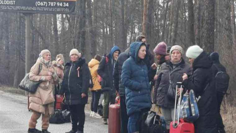 report with the “evacuees of Irpin” fleeing the war in Ukraine