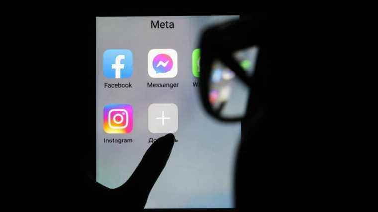 security services demand ‘immediate’ ban of Facebook and Instagram