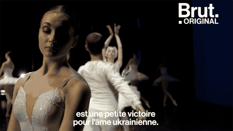 the Kyiv City Ballet troupe dances for their country