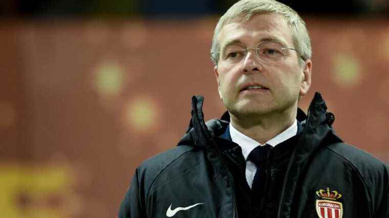 the Russian president of AS Monaco, Dmitry Rybolovlev, donates to the Red Cross