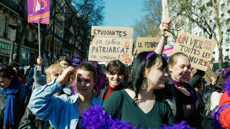 thousands of people parade throughout France