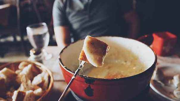 1st French Fondue Championship: Bravo Auvergne :-)