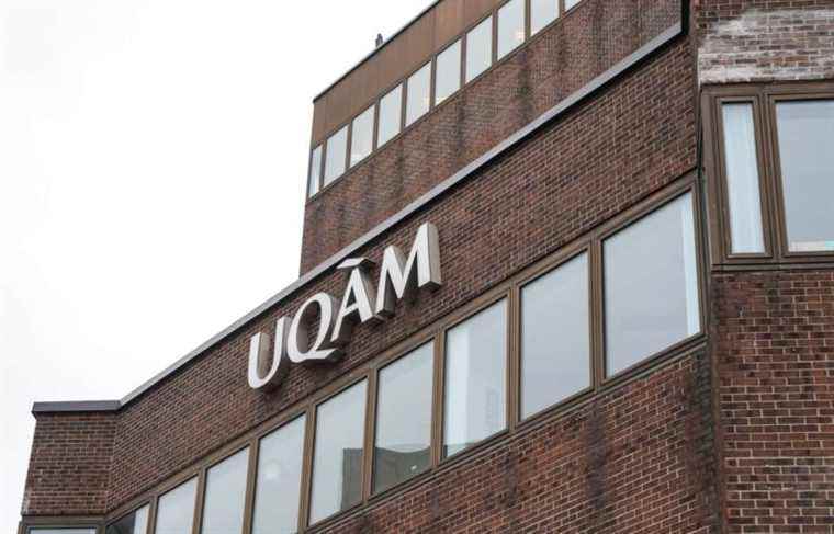 A strike by UQAM lecturers is avoided