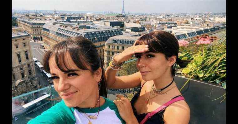 Alizée: Cream pie in the face and words of love… her daughter Annily celebrates her 17th birthday with great fanfare!