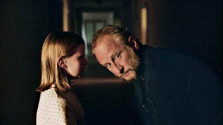 Benoît Poelvoorde and Mélanie Doutey go against the grain in a feverish family thriller