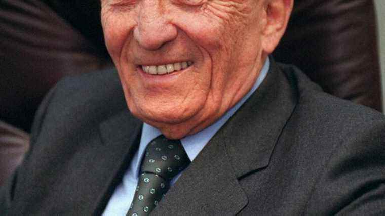 Bernard Pons, former minister and number 2 of the RPR, died at 95