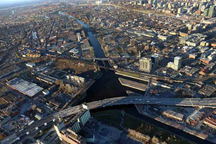 Bridge-Bonaventure sector |  Real estate developers say they are “gagged” by Montreal